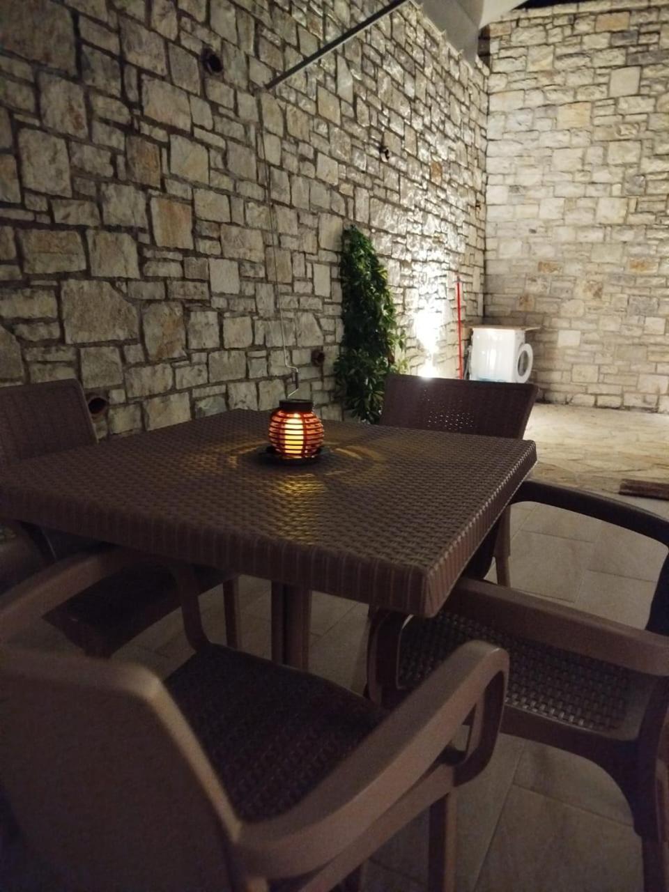 Artur Apartments Himare Exterior photo